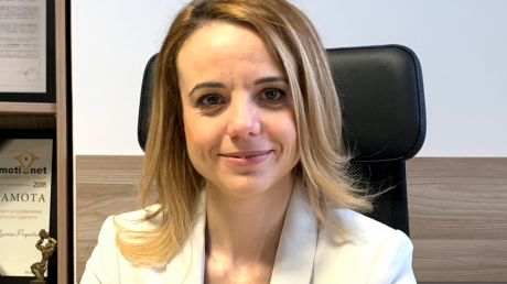 Полина Стойкова, BULGARIAN PROPERTIES: Най-важното е да носим полза за  клиентите си pic