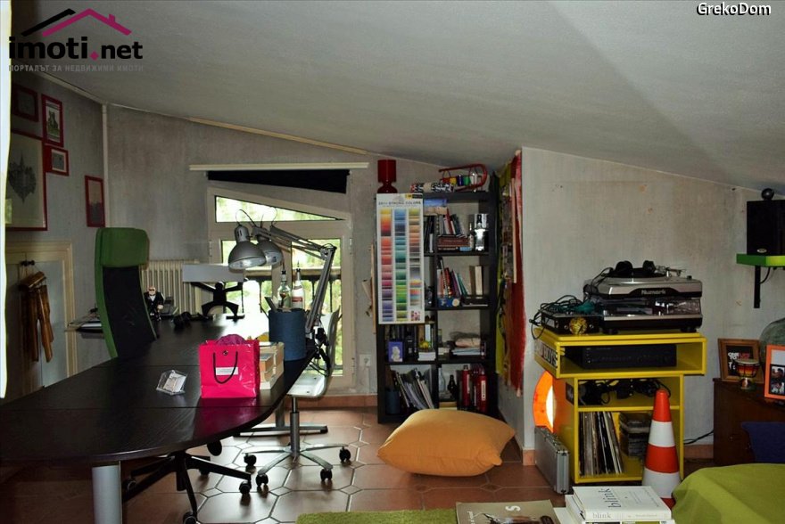 slider image