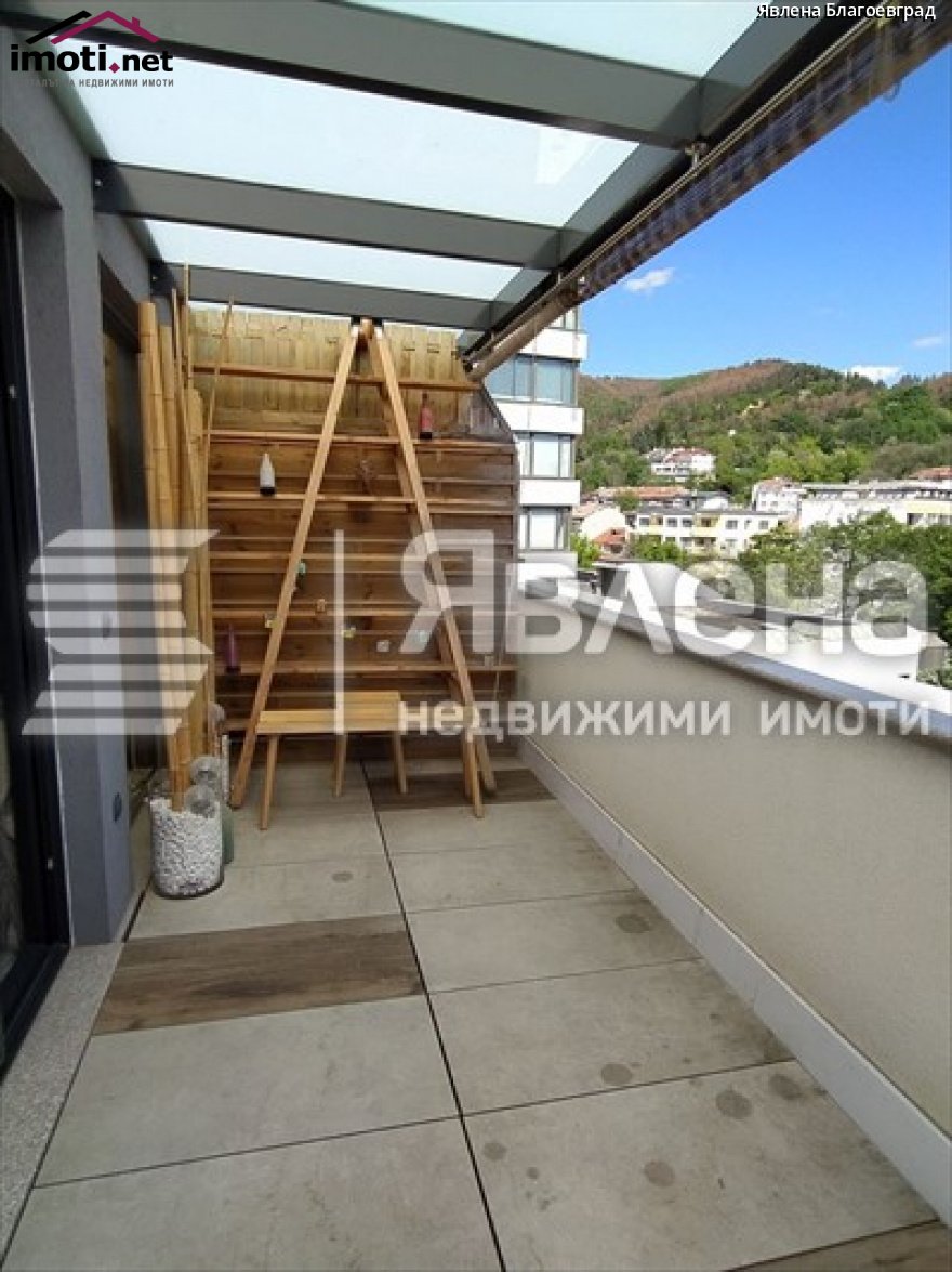 slider image