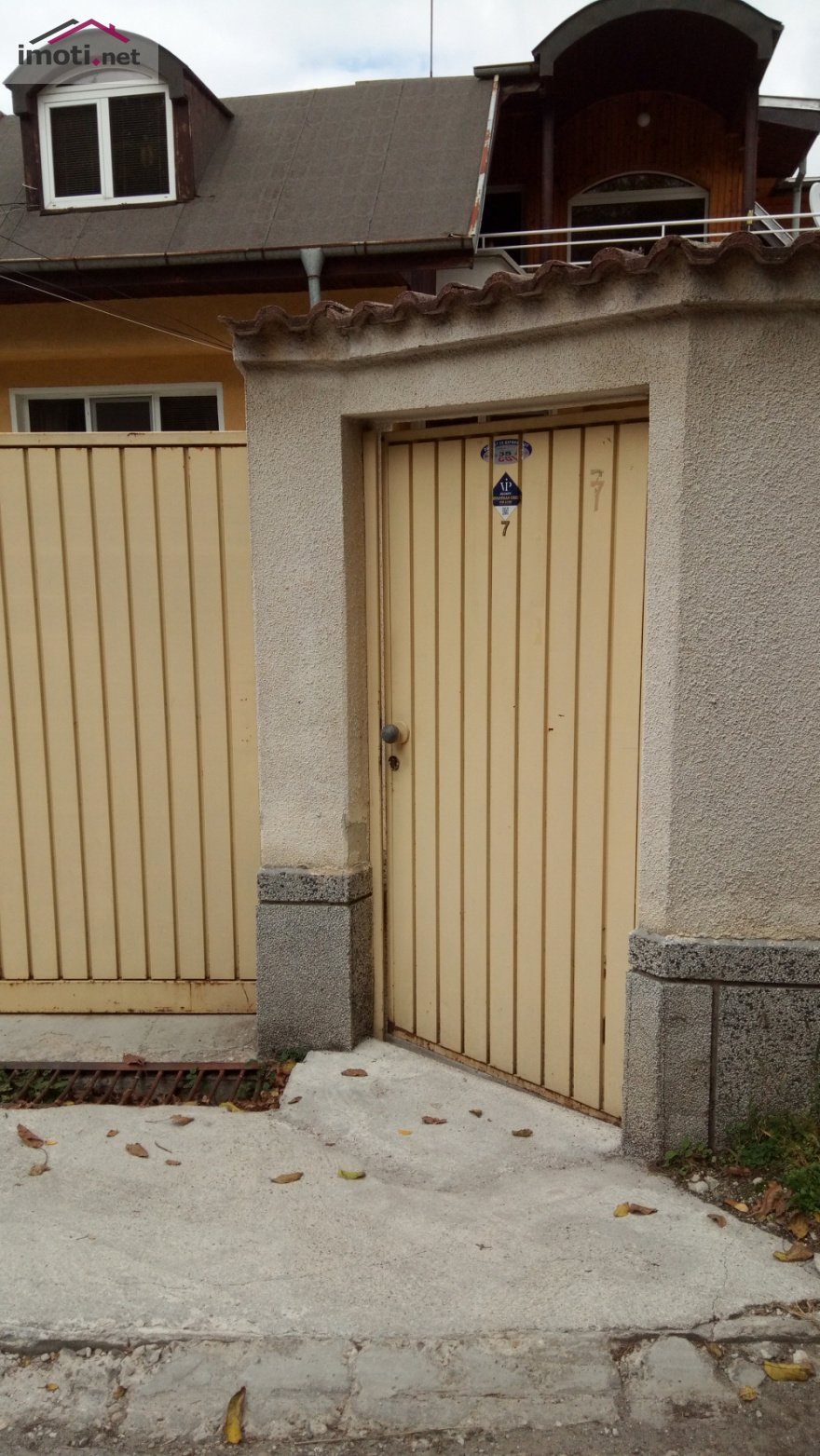 slider image