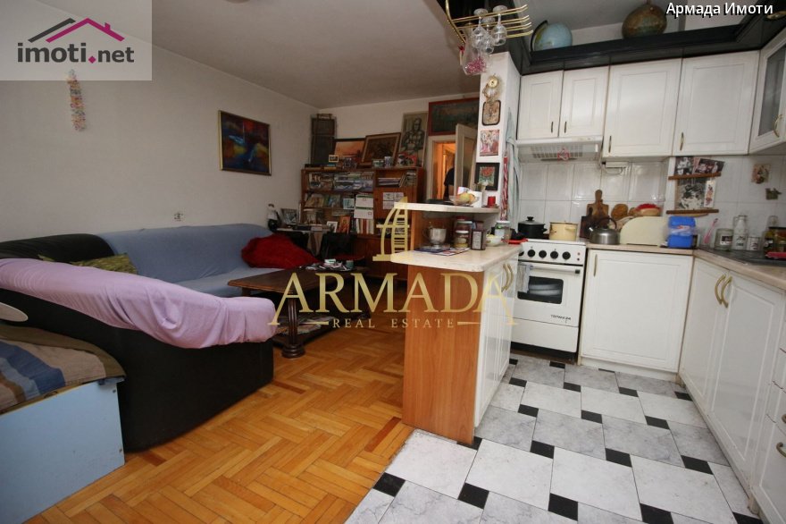 slider image