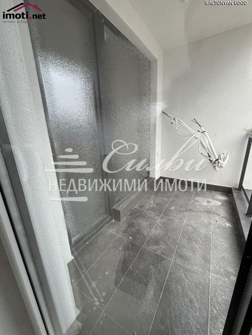 slider image