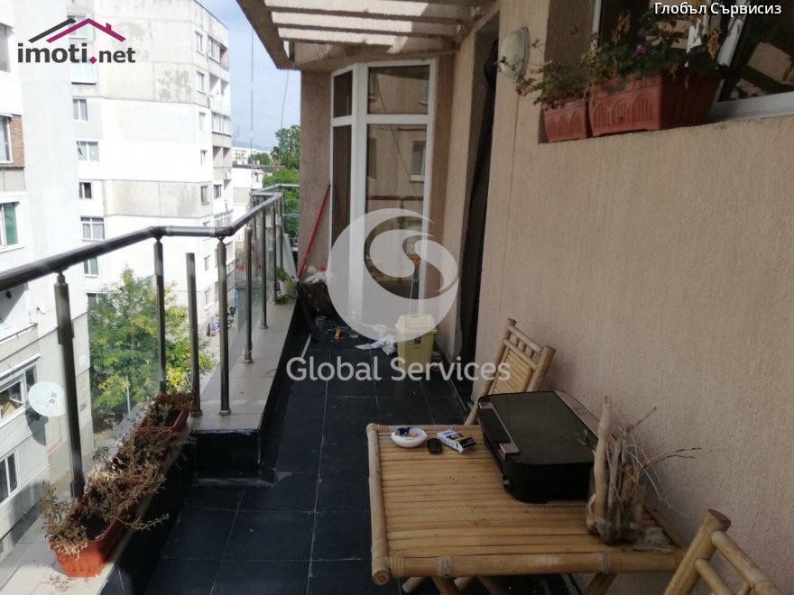 slider image