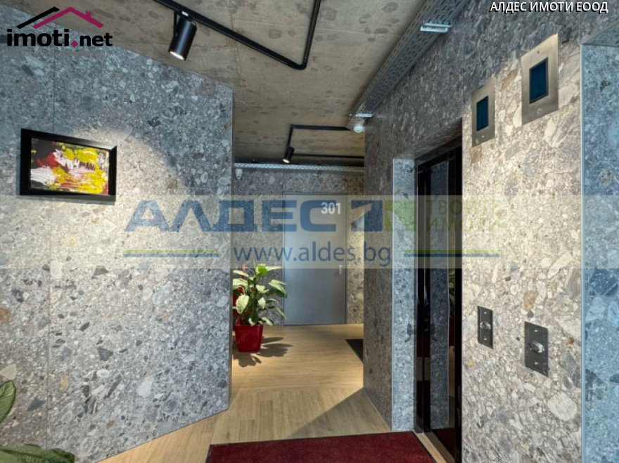 slider image