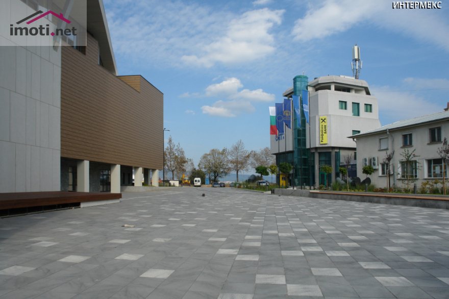slider image