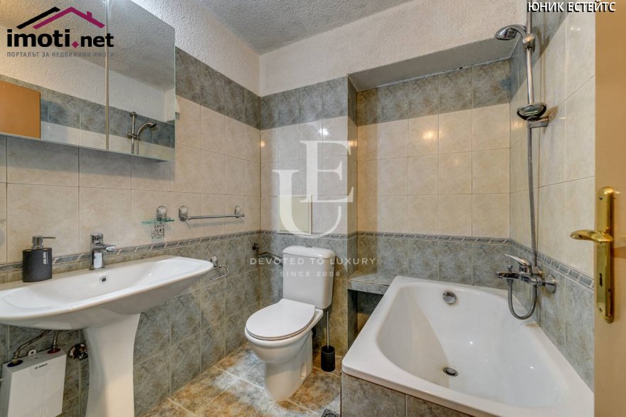 slider image