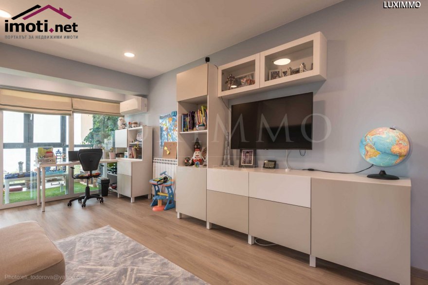 slider image