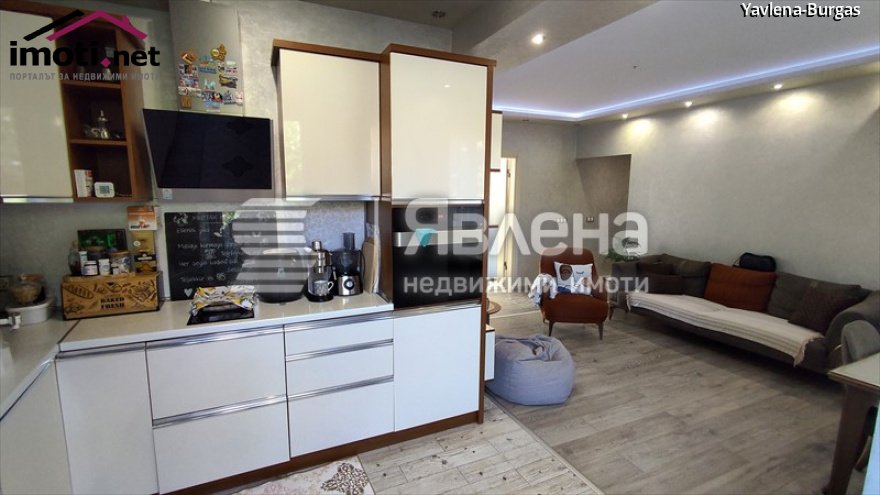 slider image