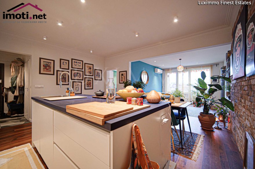 slider image
