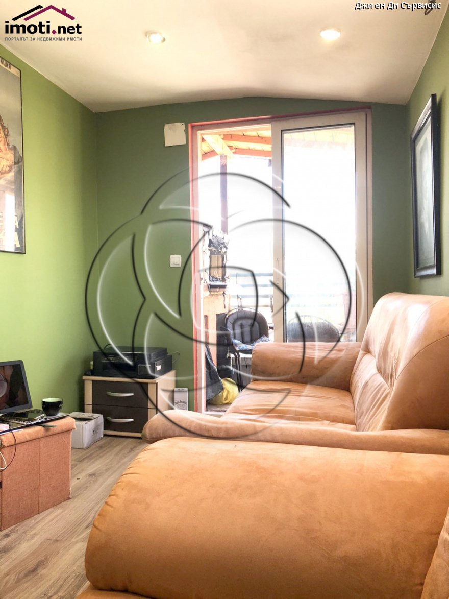 slider image