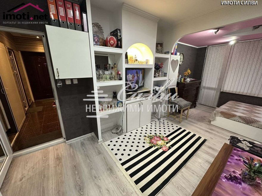 slider image
