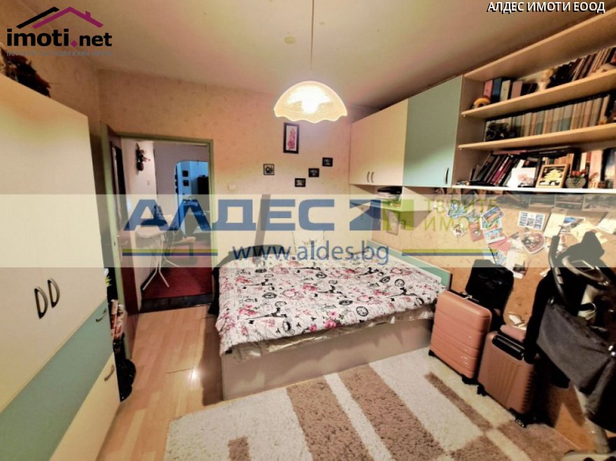 slider image