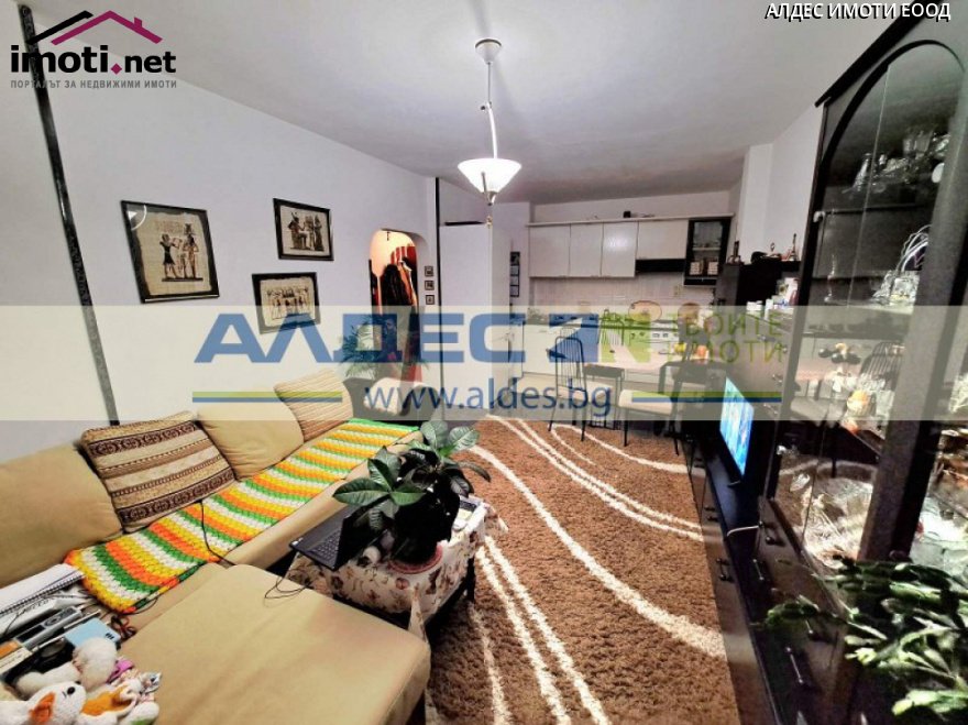 slider image