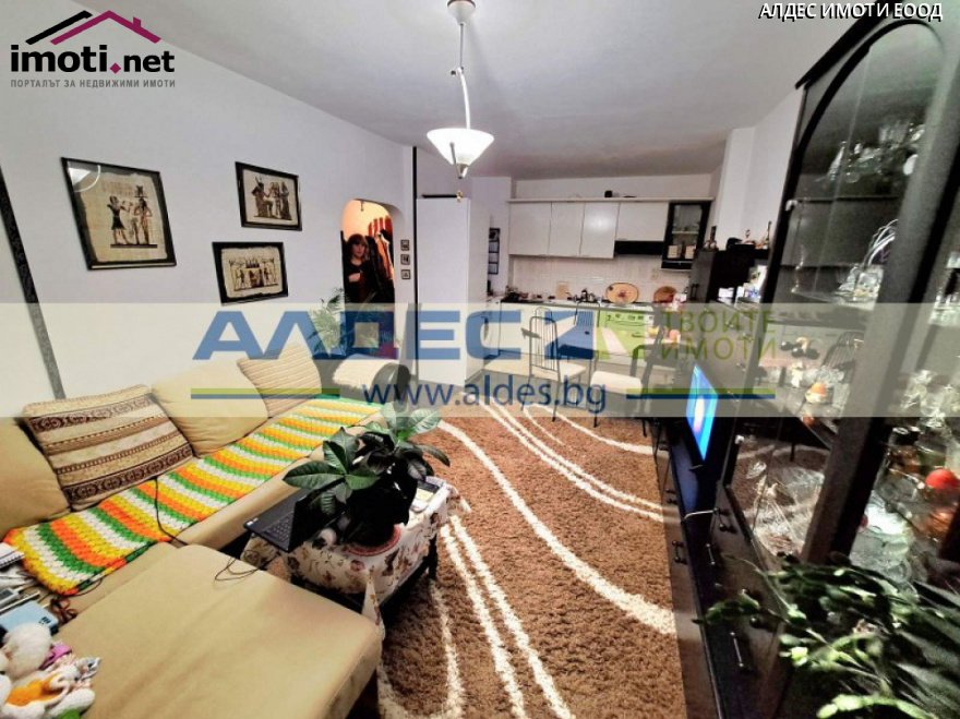 slider image