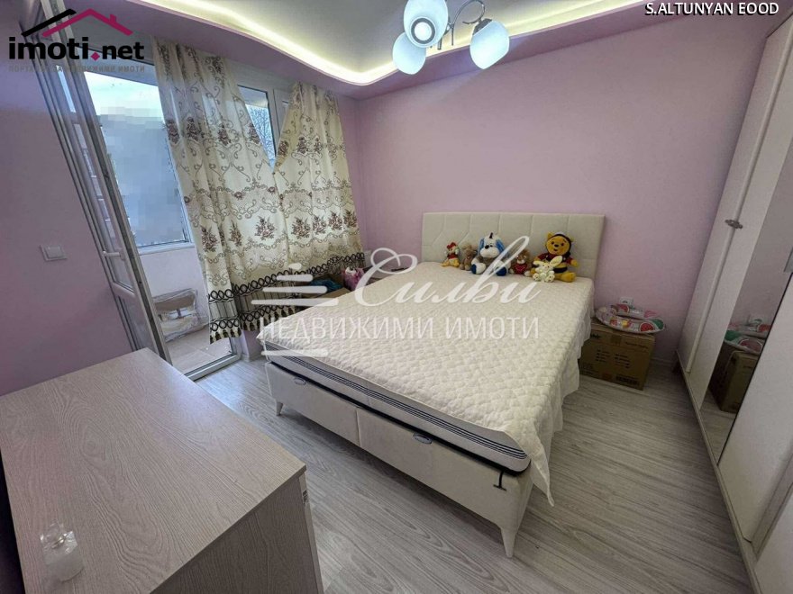 slider image