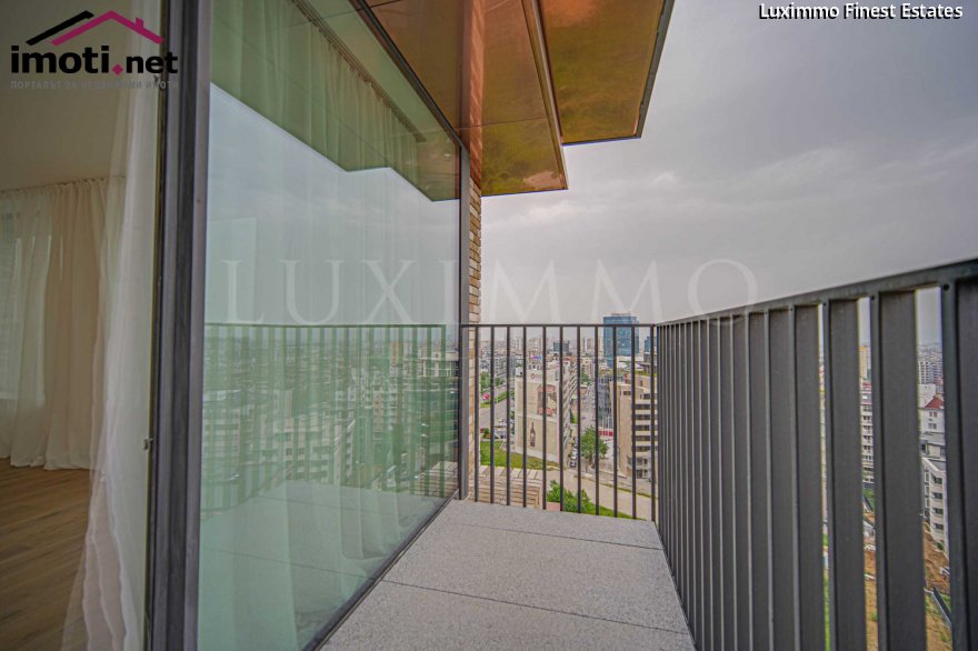 slider image