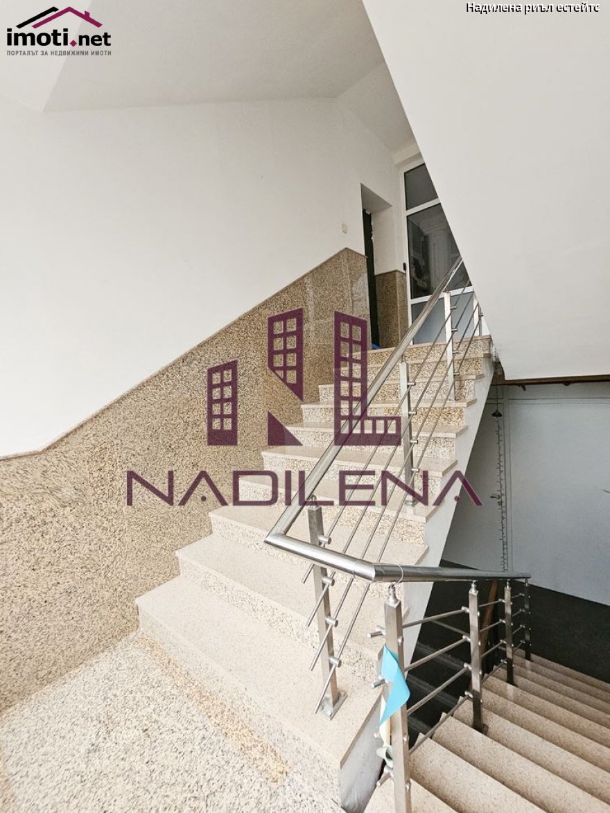 slider image