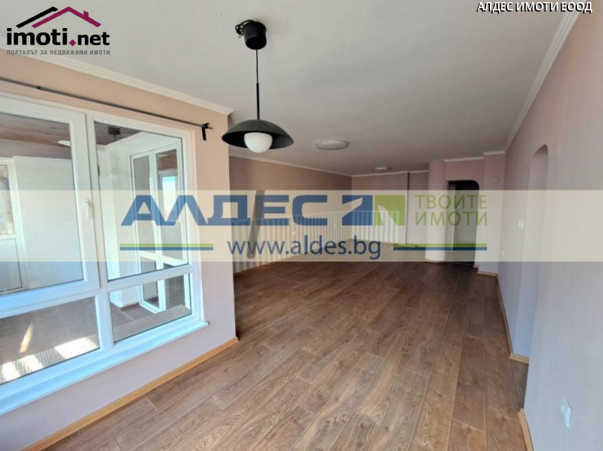 slider image