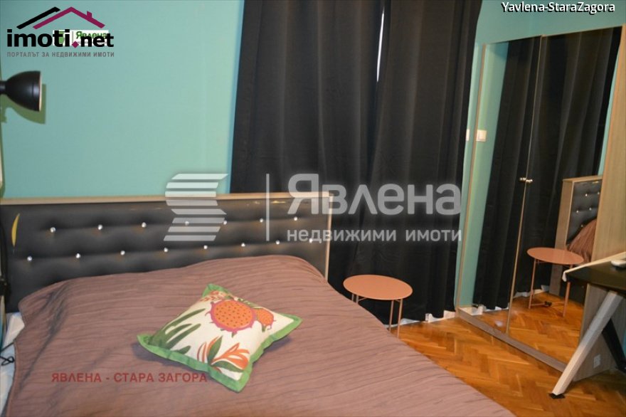 slider image