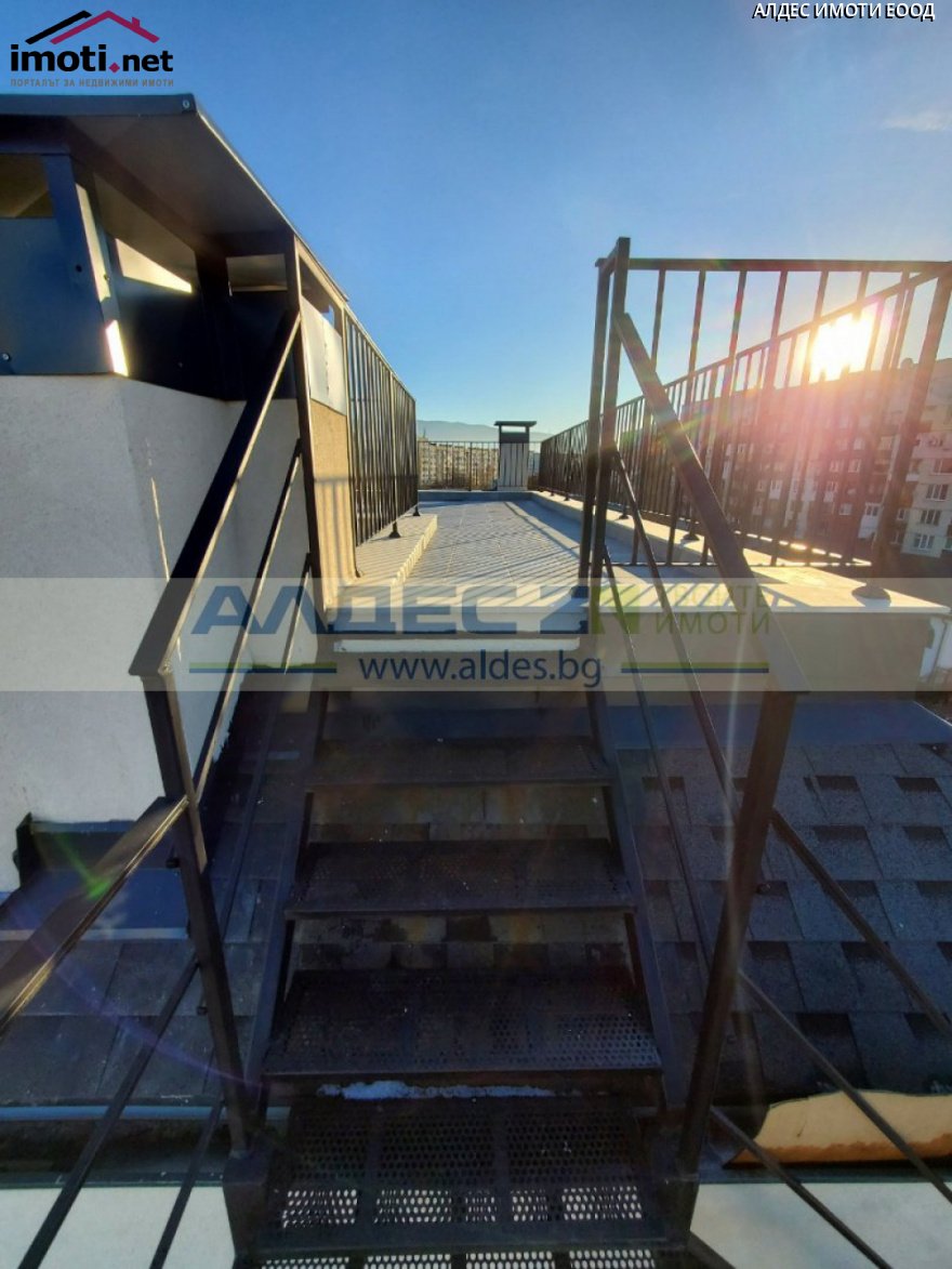 slider image