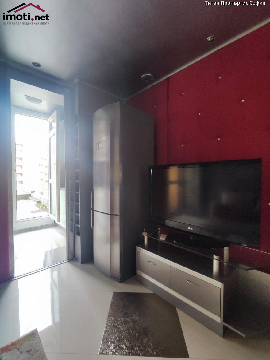 slider image