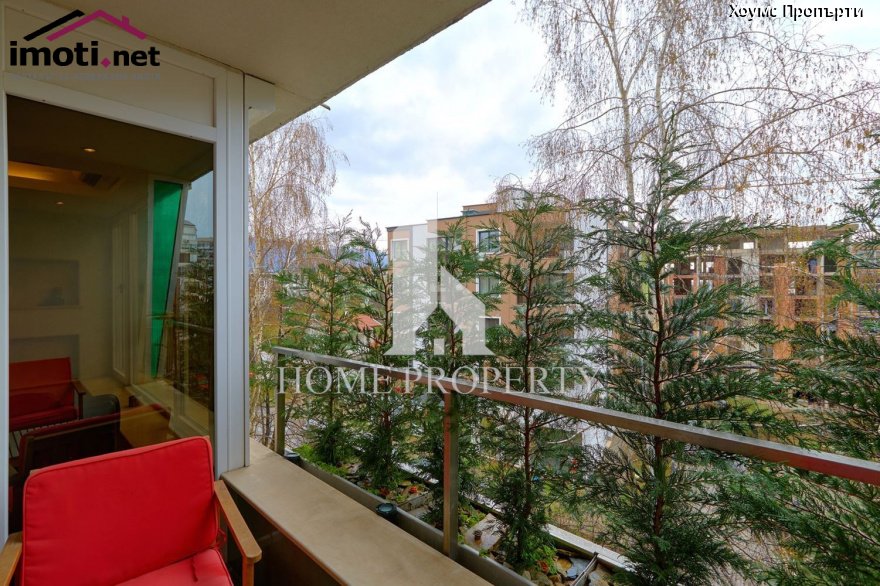 slider image