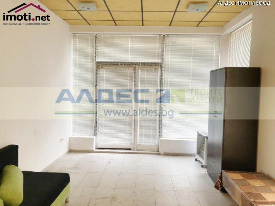 slider image