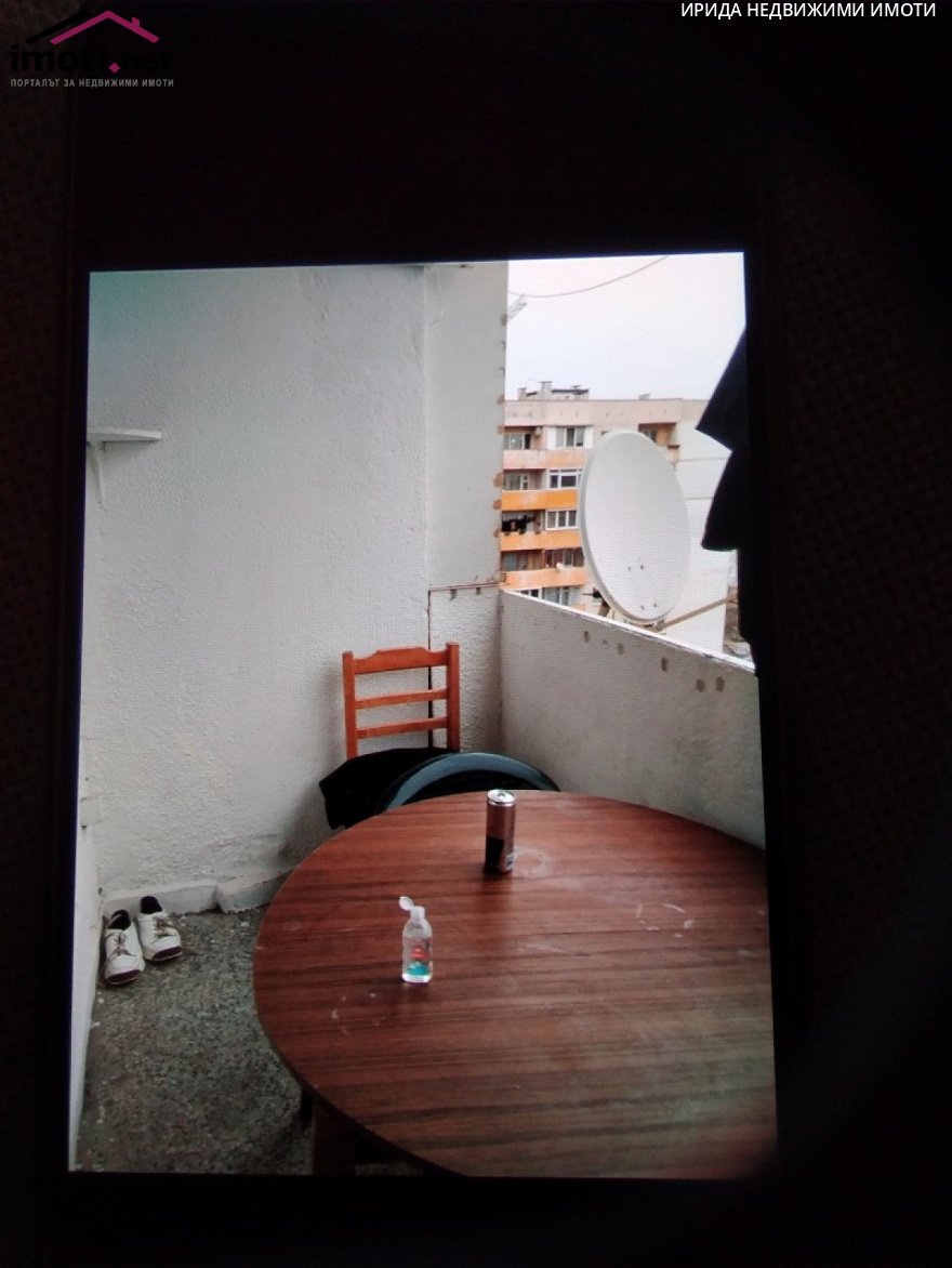 slider image