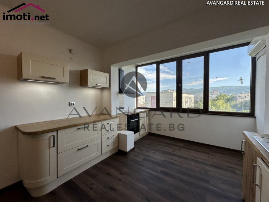 slider image