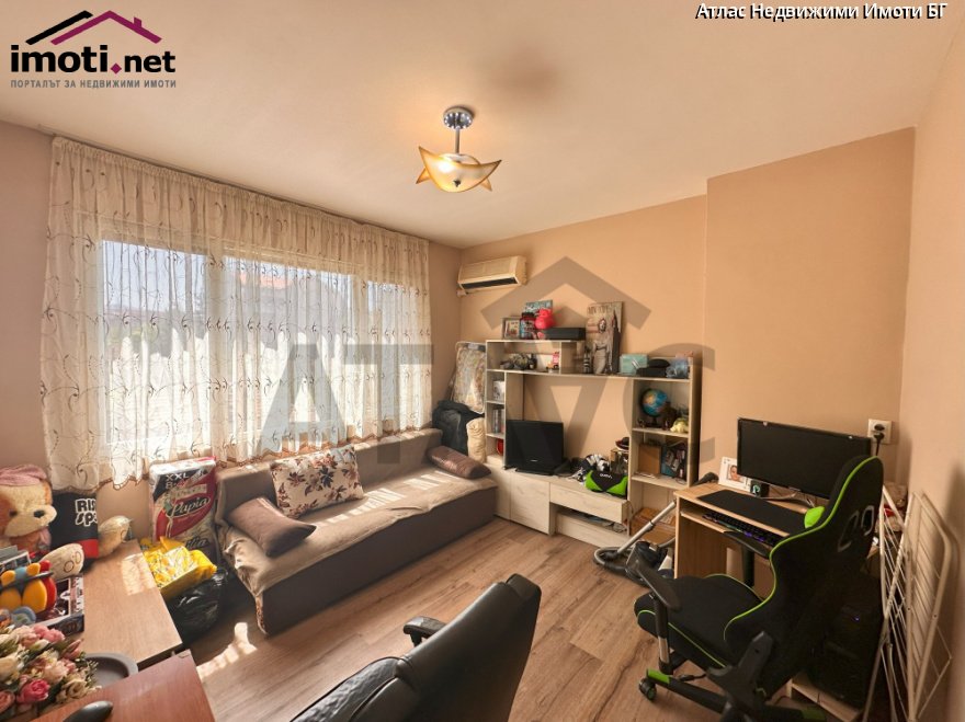 slider image