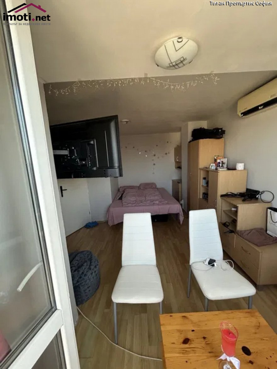 slider image