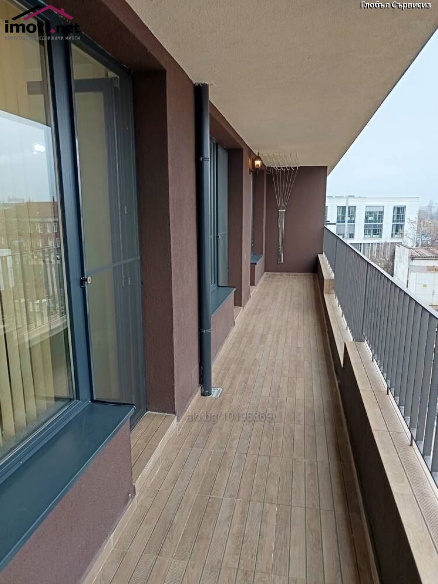 slider image