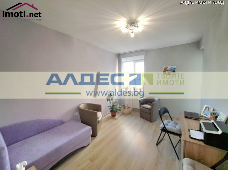 slider image