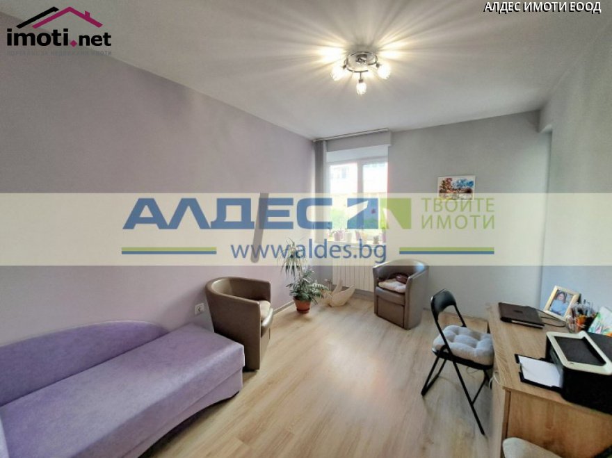 slider image