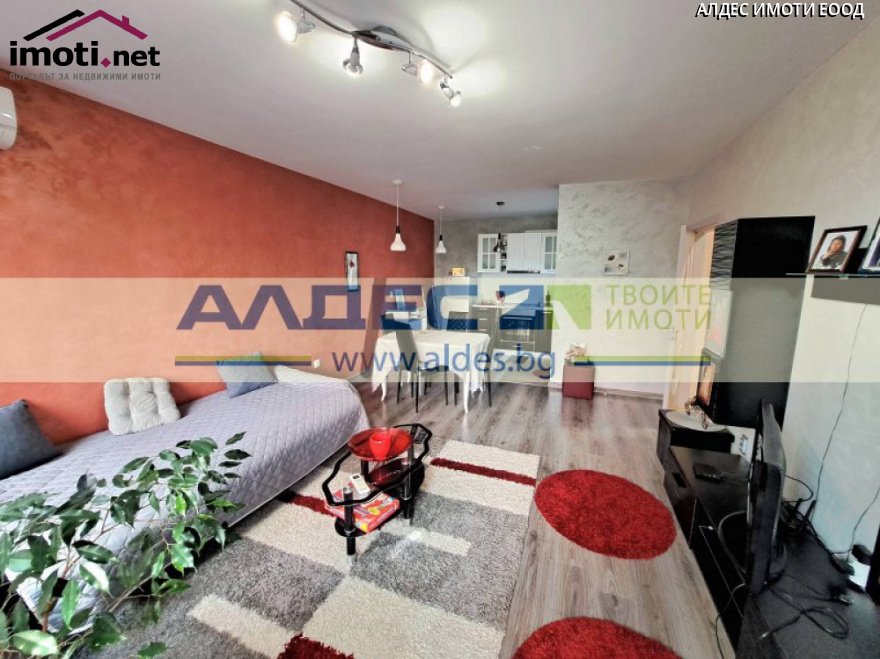 slider image