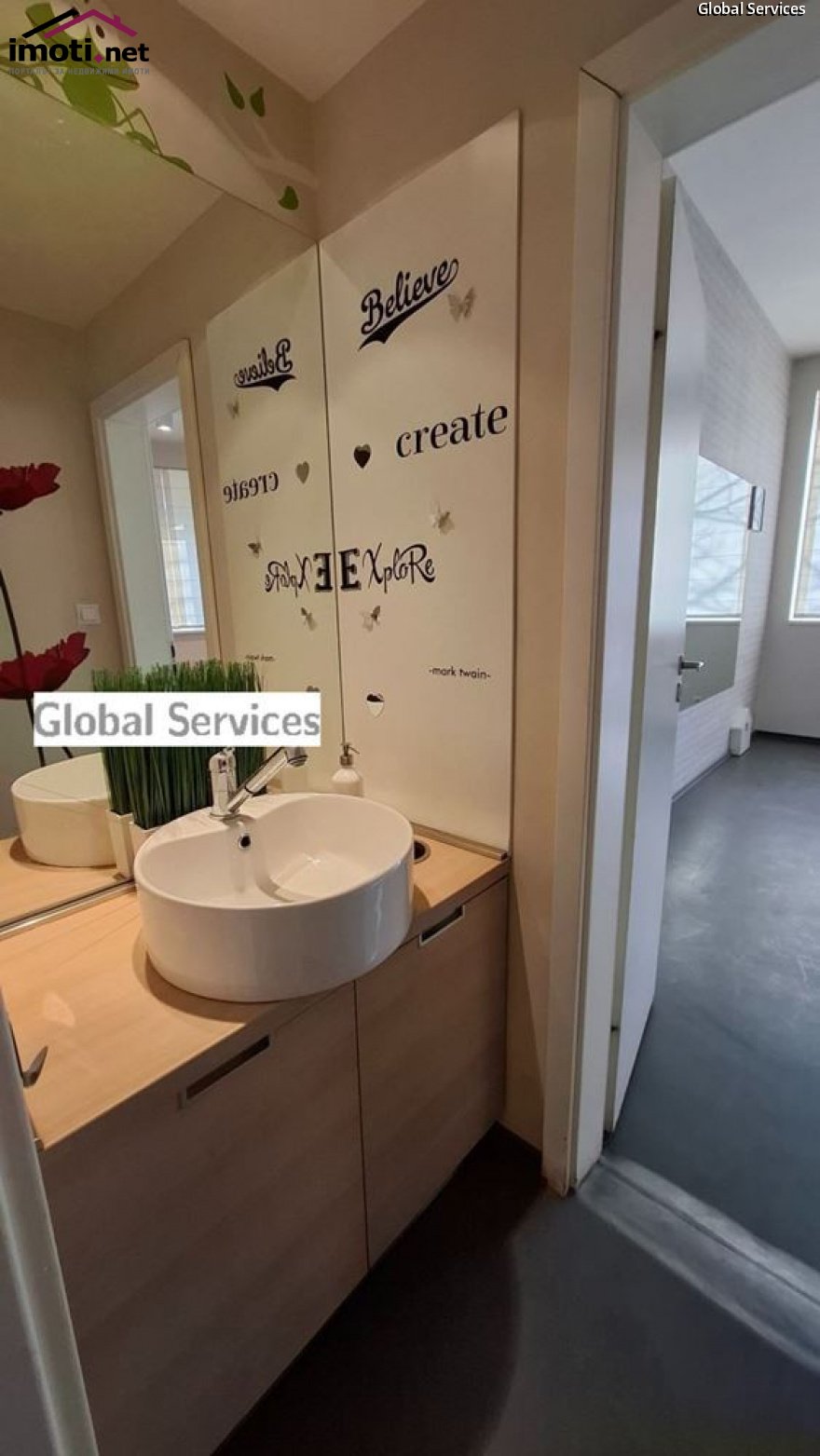 slider image