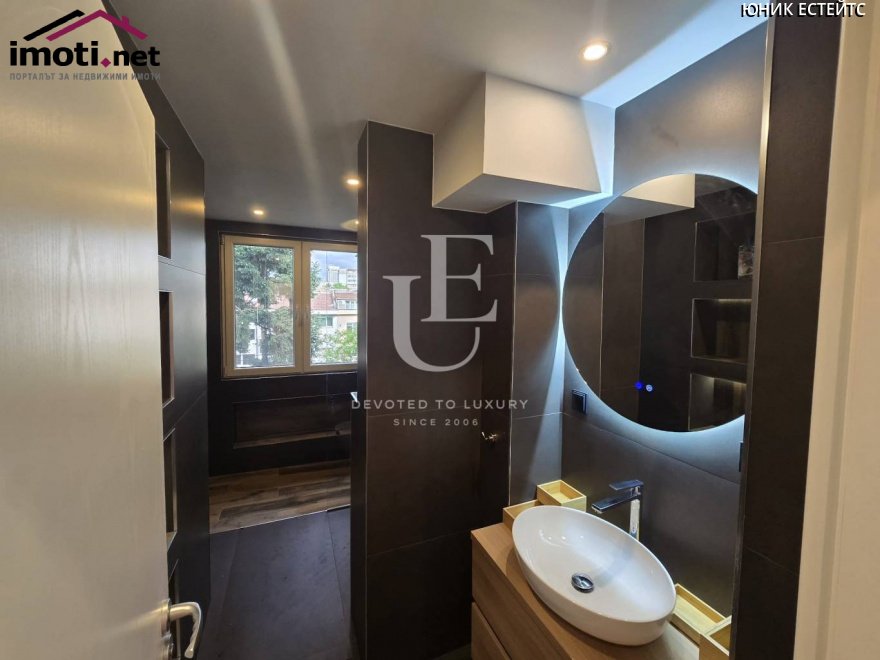 slider image