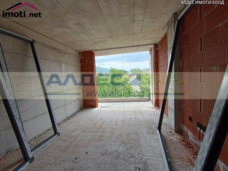 slider image