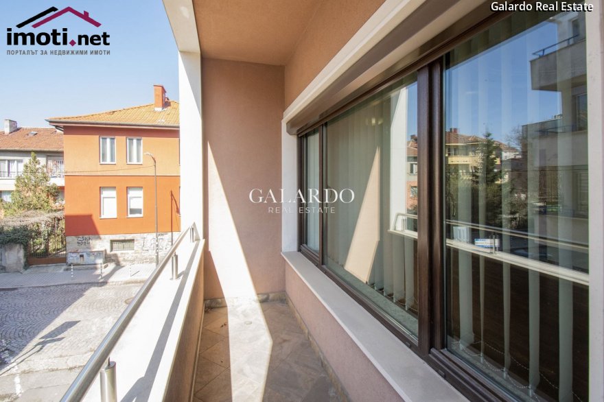 slider image