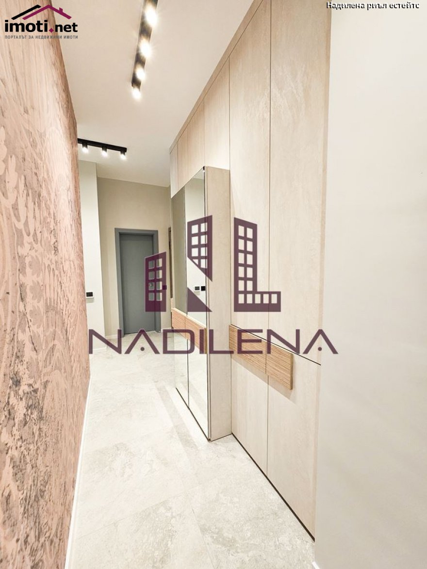 slider image