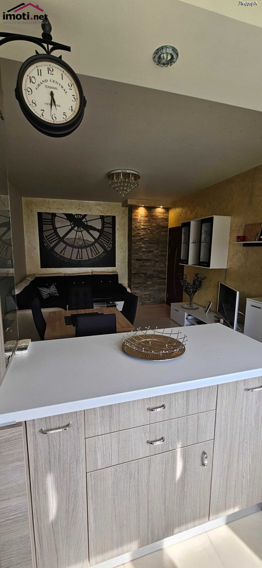 slider image