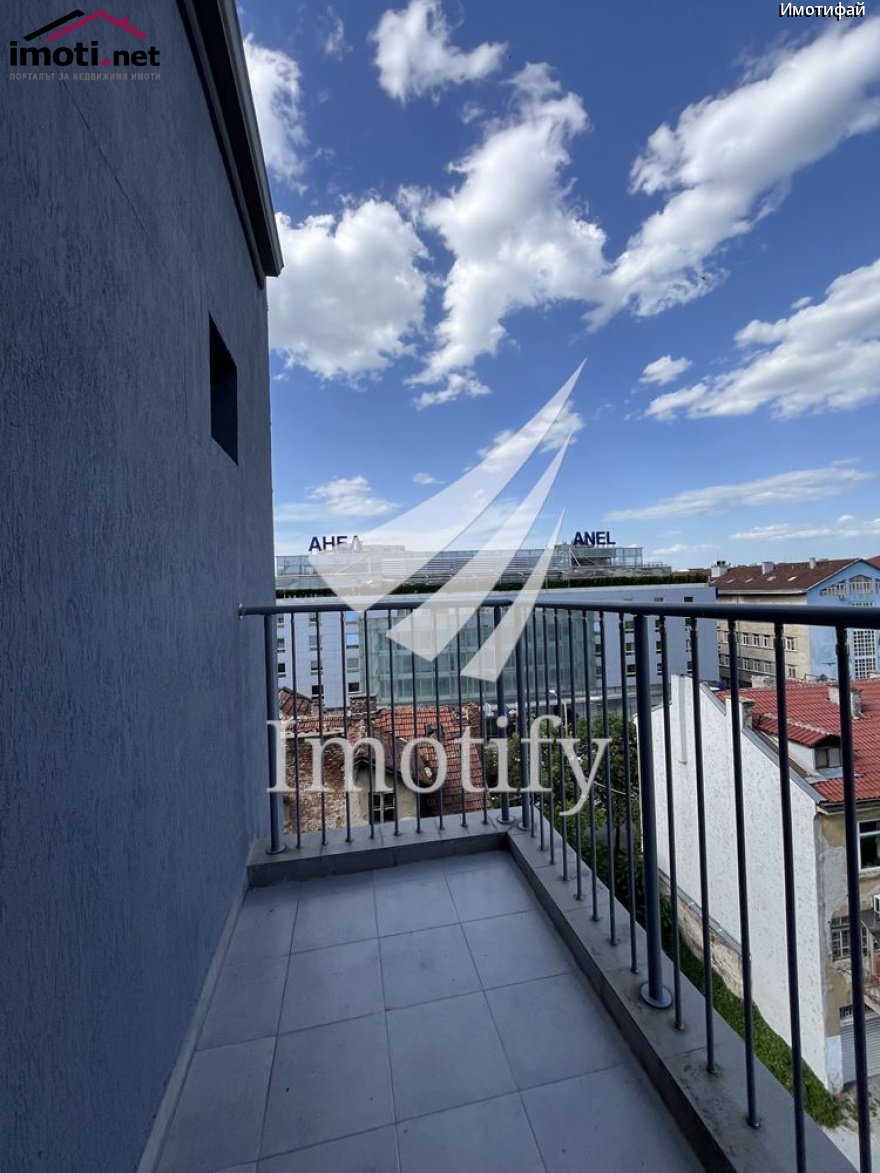 slider image