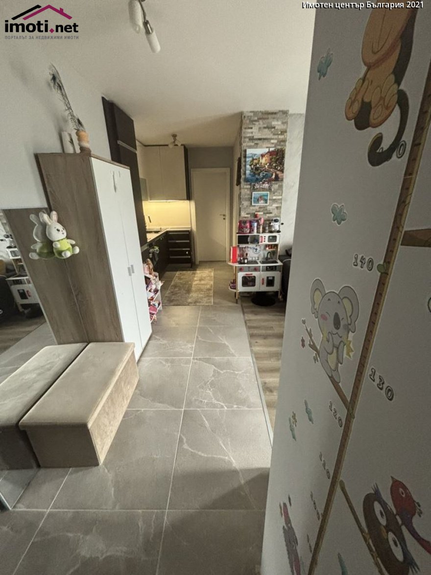 slider image