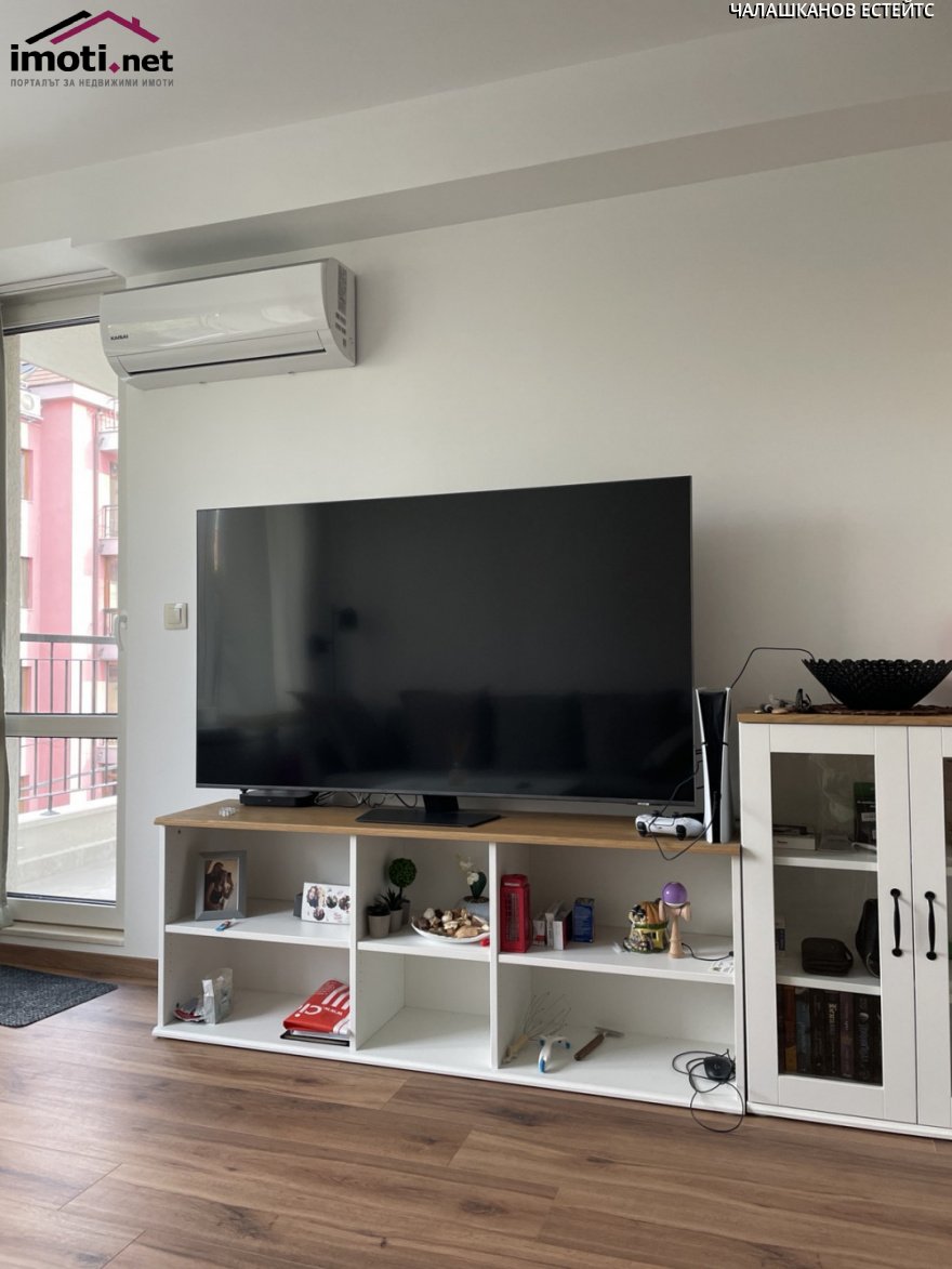 slider image