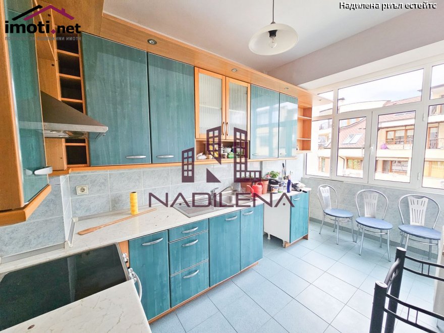 slider image
