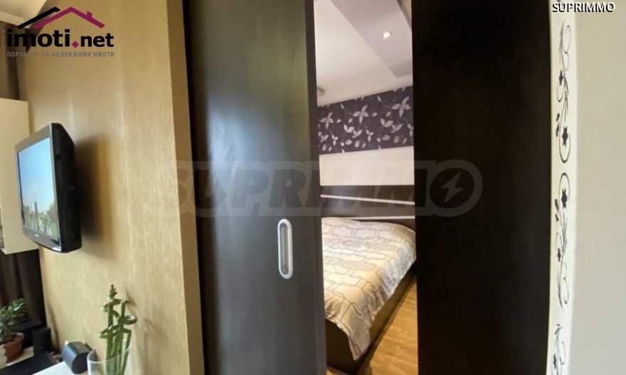 slider image