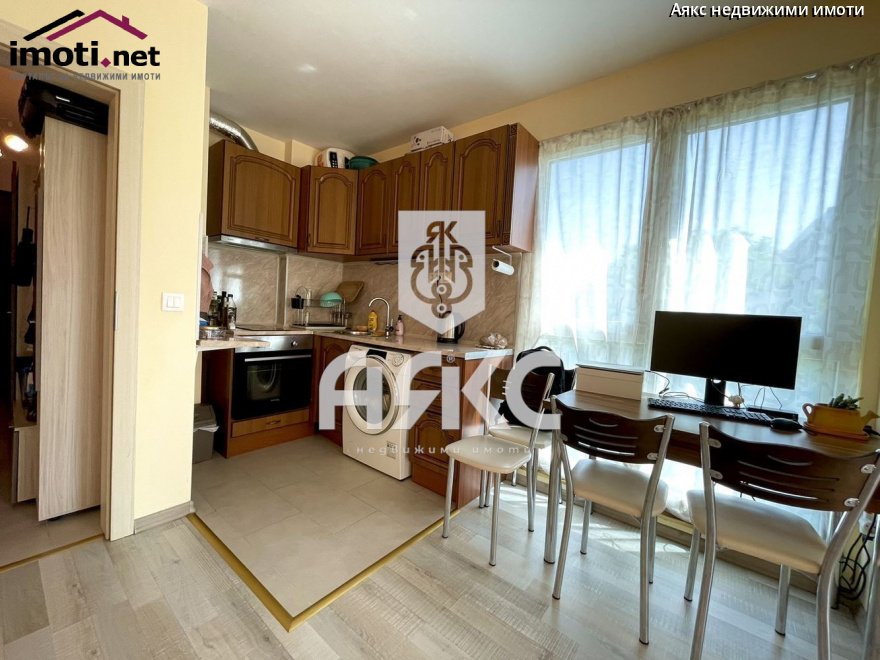slider image