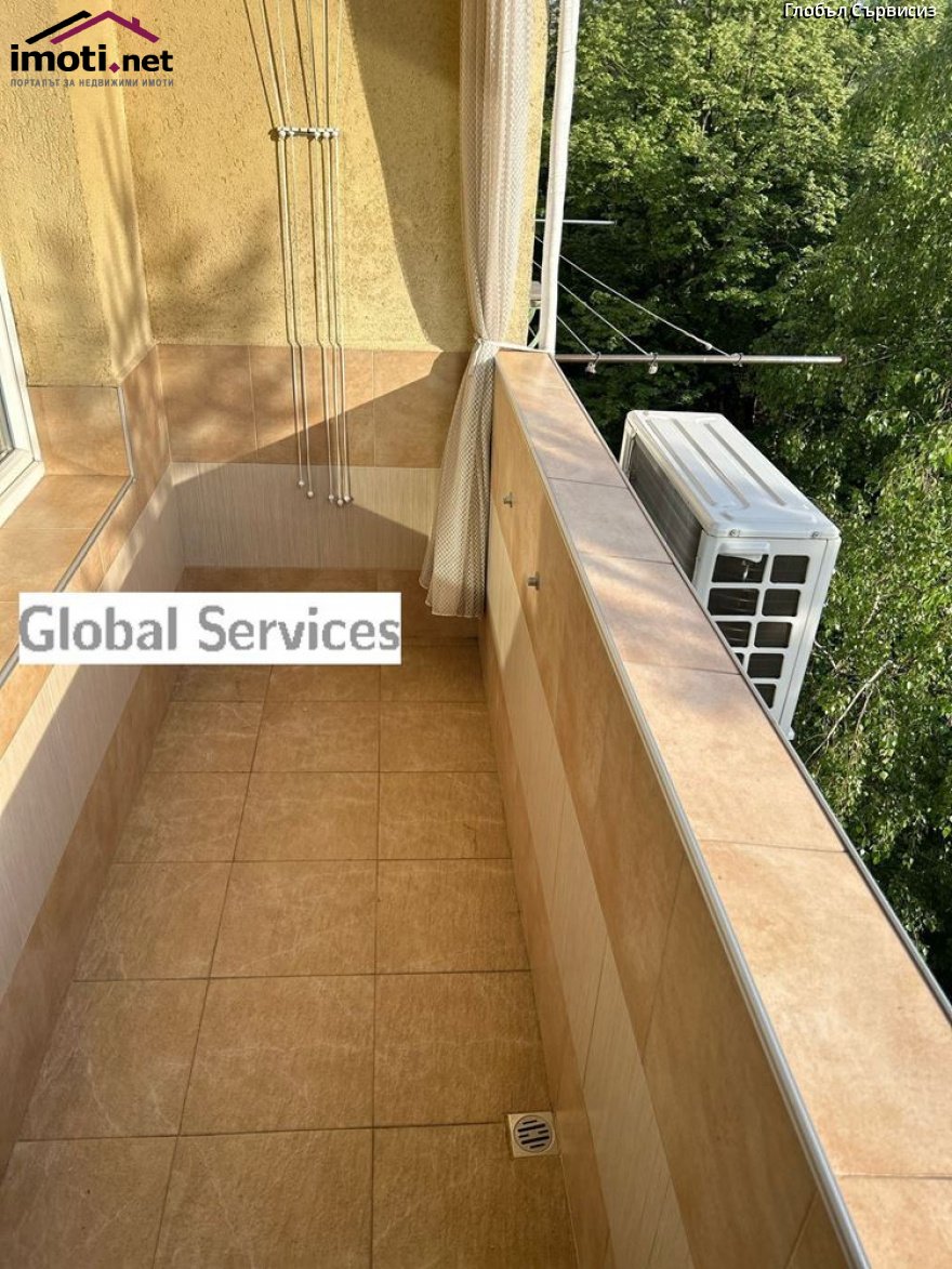 slider image