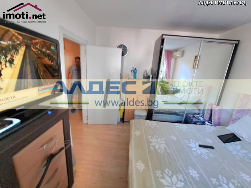 slider image
