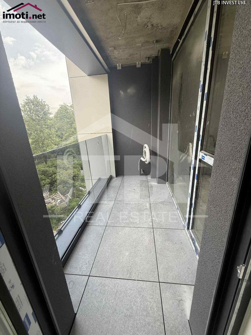 slider image
